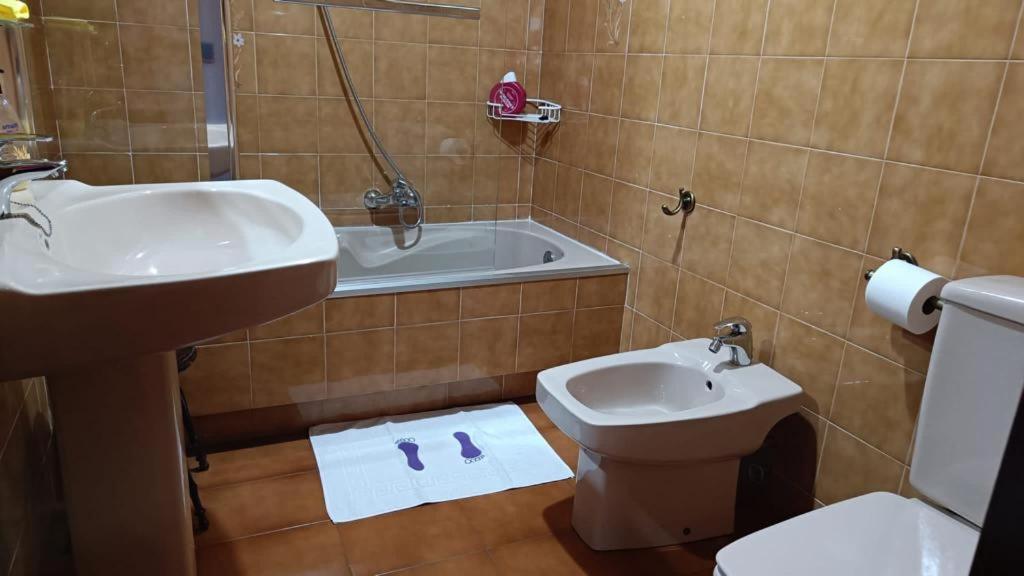 Apartamento Plaza Oeste Muxia Buitenkant foto